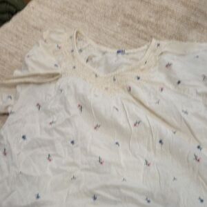 Old Navy Cream Floral Top